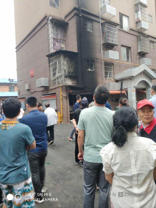 南昌新建區(qū)一小區(qū)煤氣罐爆炸， 4 人受傷